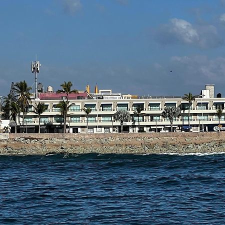 Hotel La Siesta Malecon มาซาตลัน ภายนอก รูปภาพ