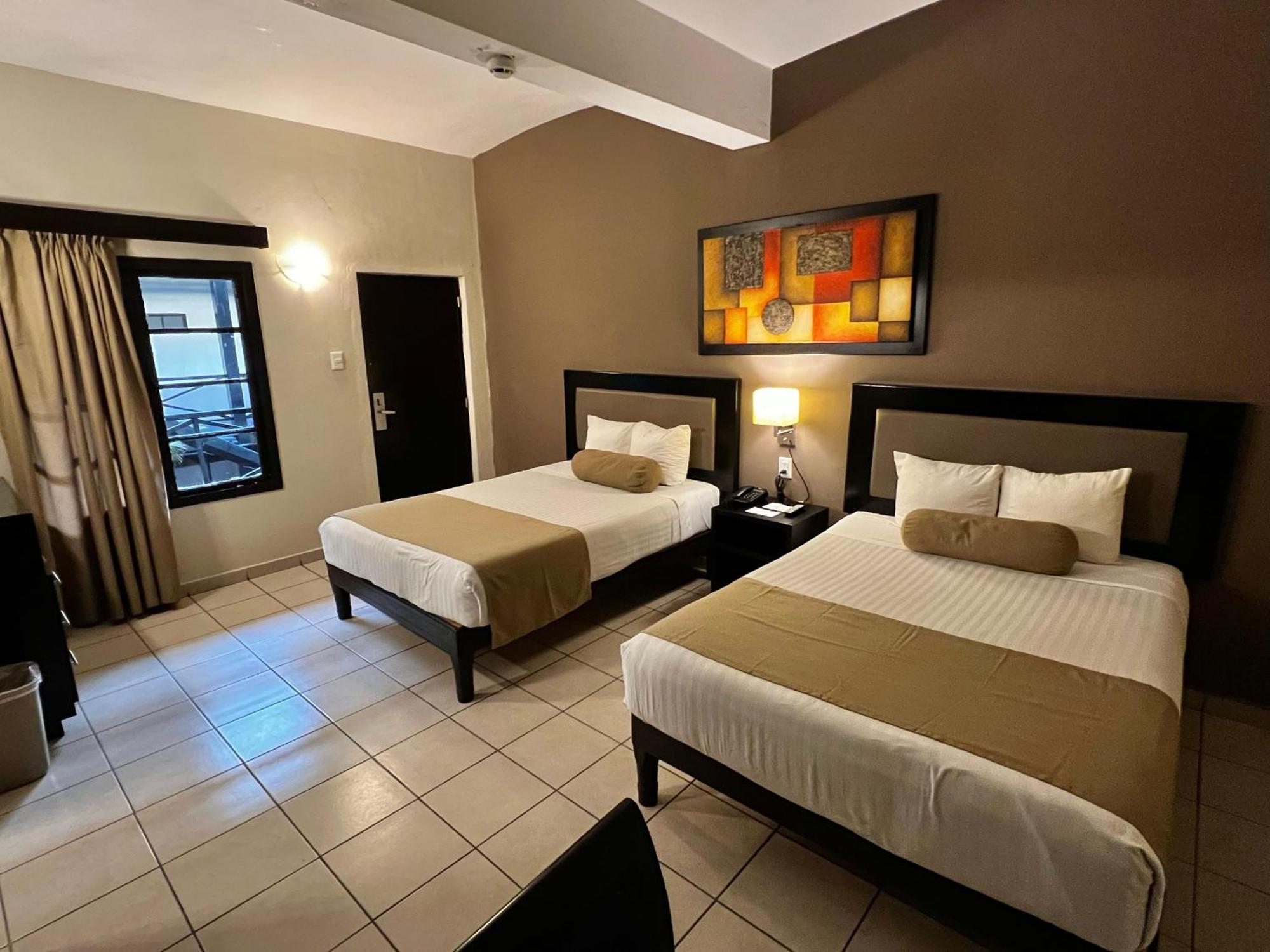 Hotel La Siesta Malecon มาซาตลัน ห้อง รูปภาพ