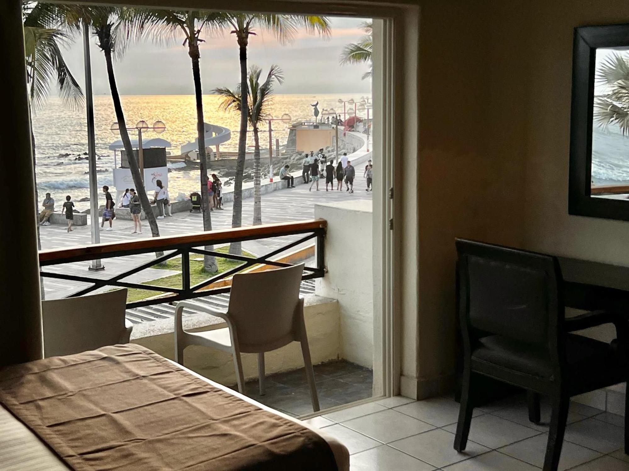 Hotel La Siesta Malecon มาซาตลัน ห้อง รูปภาพ