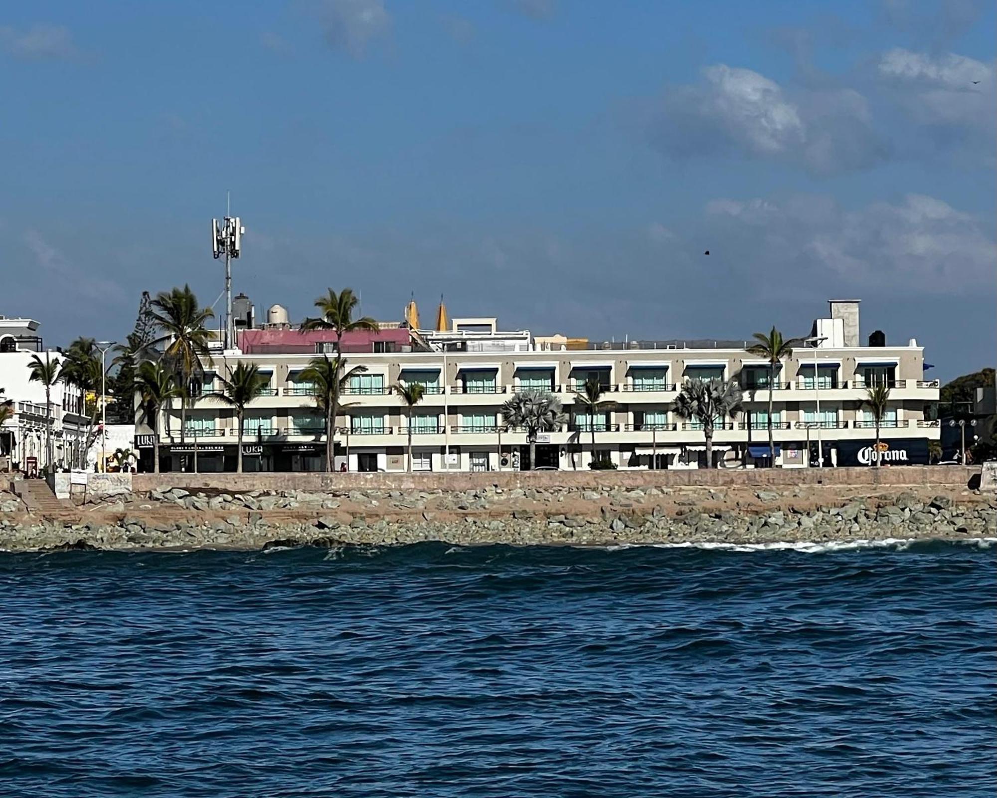 Hotel La Siesta Malecon มาซาตลัน ภายนอก รูปภาพ